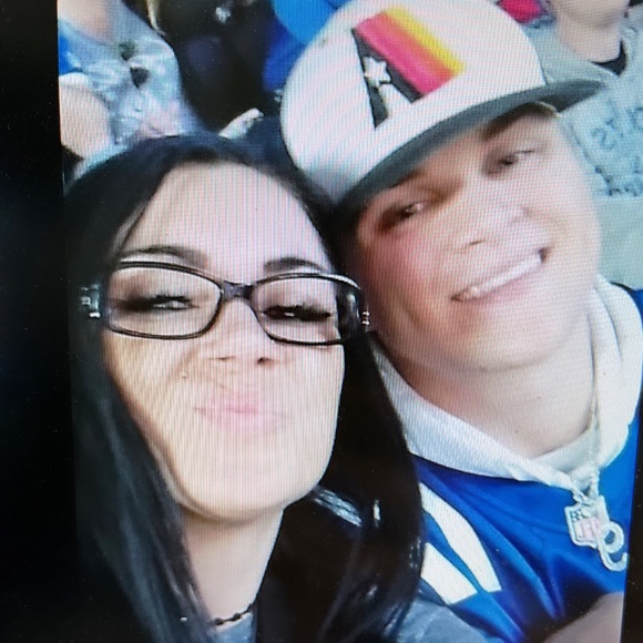 🥳LIVE SHOW UPDATES !! DROP REQUESTS BELOW ❤️Live Shows - Picture 10 of 16